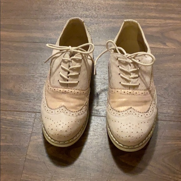 ROSE GOLD PINK SUEDE SHOES - Picture 3 of 10